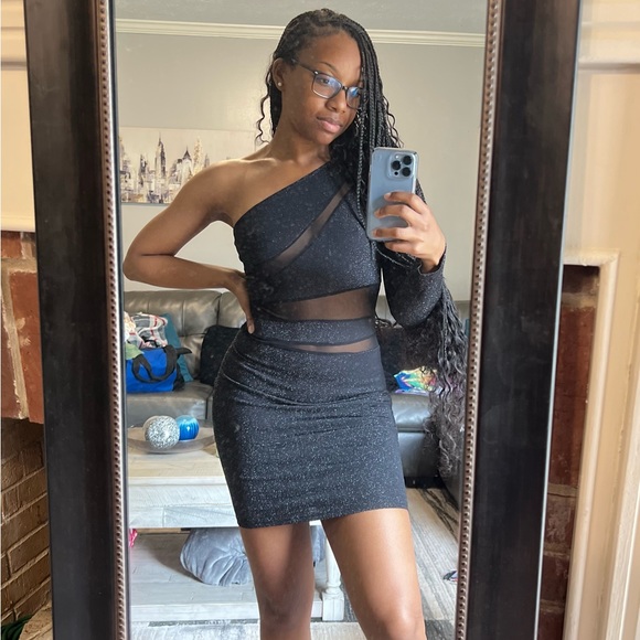 Black One Shoulder Mesh Panel Shimmering Bodycon Dress, US Size S Petite, 4 - Picture 2 of 4